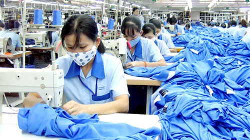 Vietnam’s apparel exports prosper early this year - ảnh 1